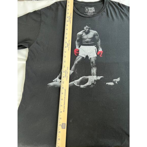Men's Short Sleeve Cotton T-Shirt Crew Neck Muhammad Ali Boxing Ring Size XL - Picture 6 of 8